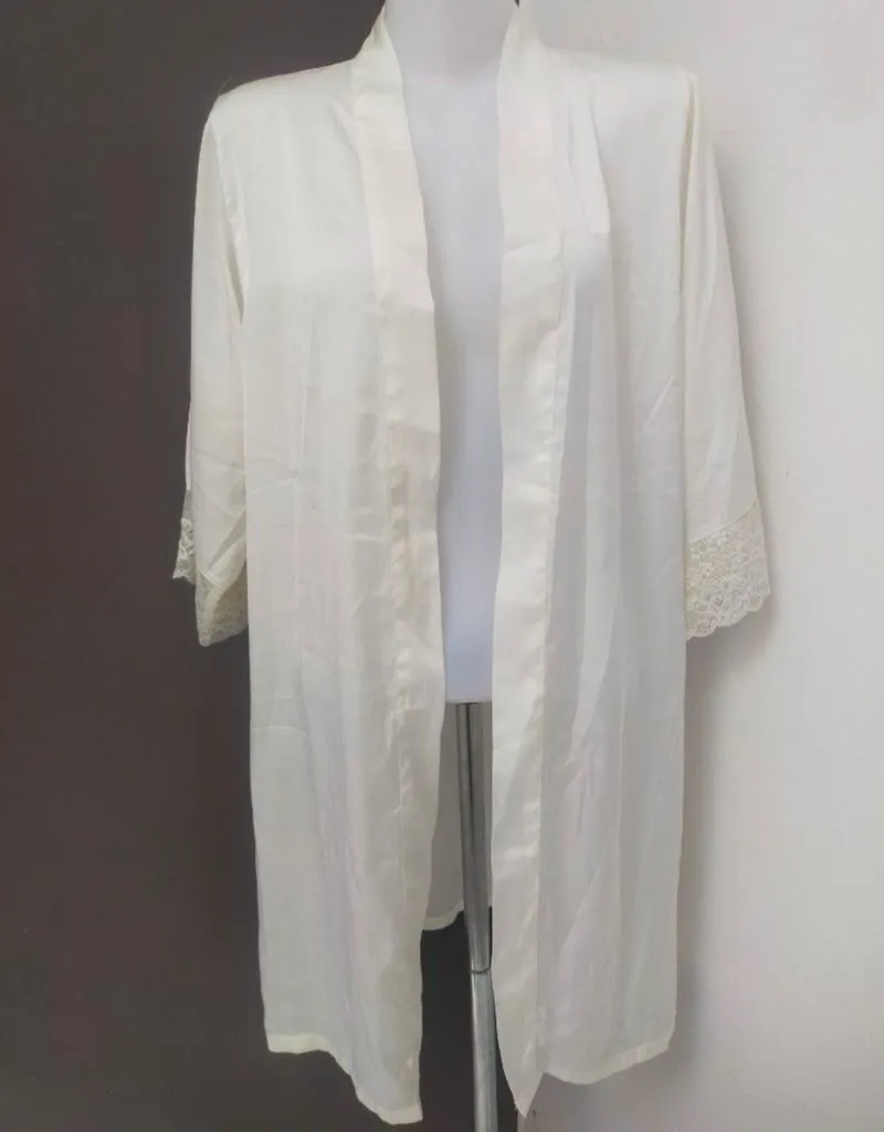 Outer kimono photo 1