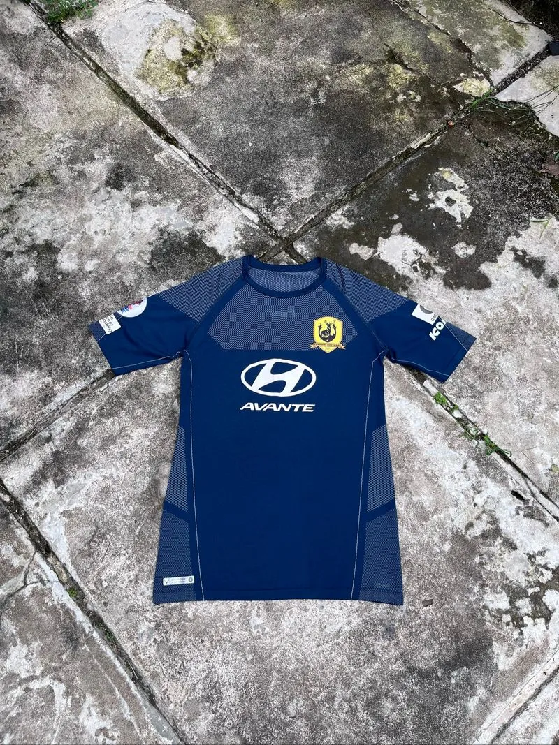 Tampines Rovers FC 2019 Goalkeeper Player Issue #1 Zulfairuu photo 1
