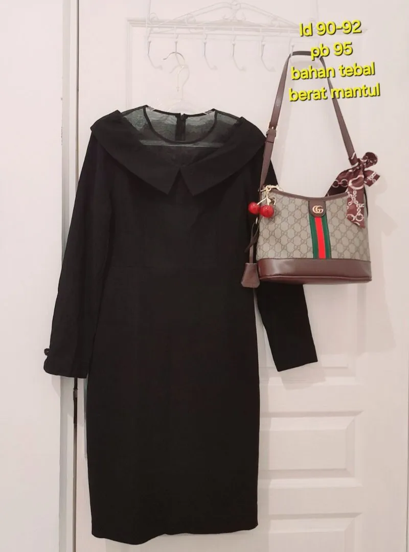 Black vintage dress photo 1
