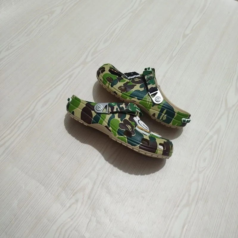 Crocs bape photo 1