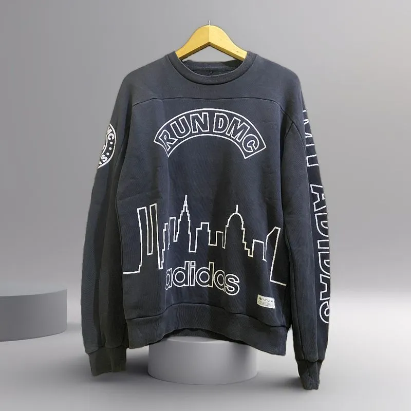 Adidas Streetwear Sweater Pria gray Preloved