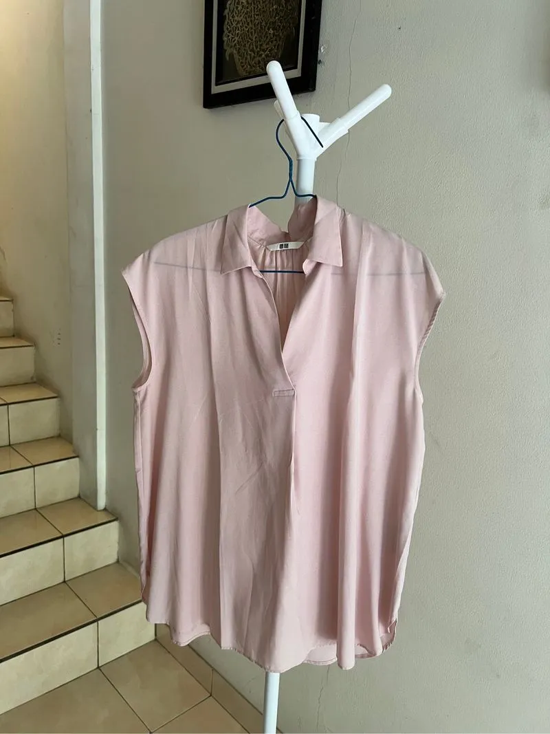 Blouse uniqlo photo 1