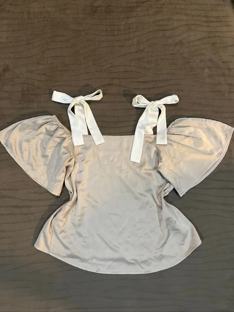 ivory sabrina bow photo 1