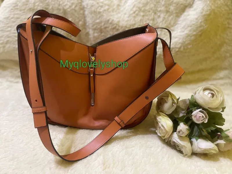 Preloved Loewe hammock photo 1