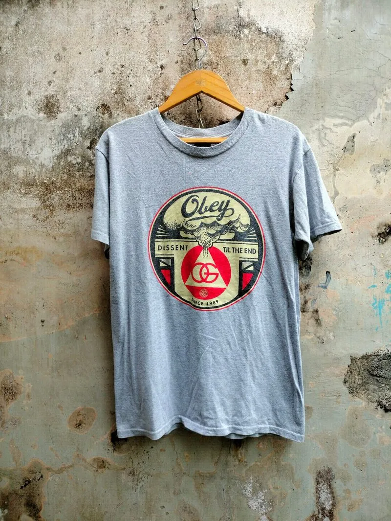 kaos OBEY size S made in mexico photo 1