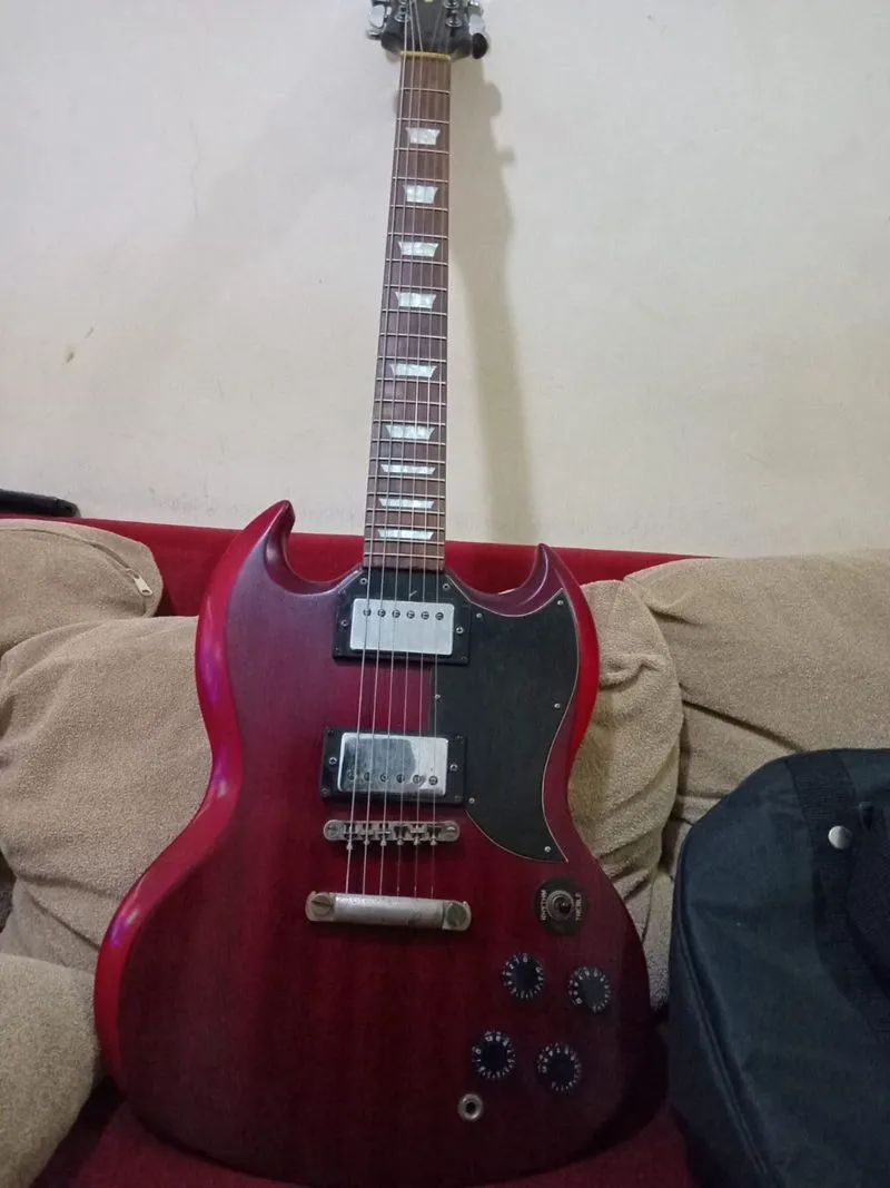 Epiphone SG-400 Standard Cherry Red photo 1