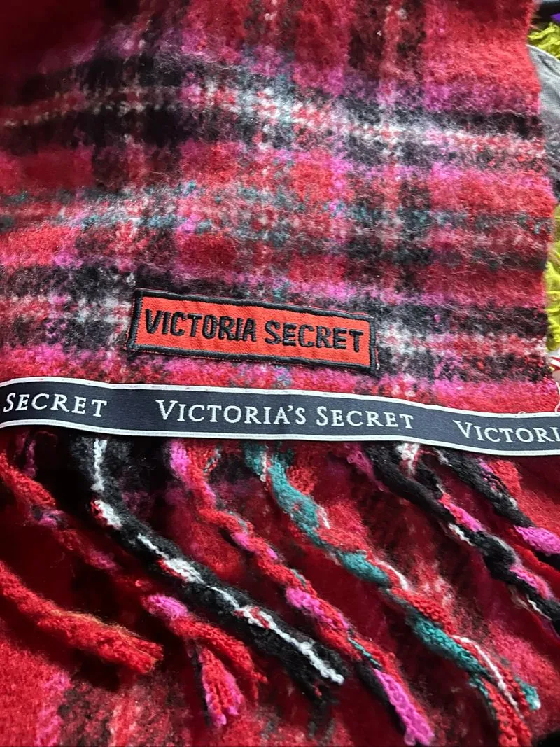 victoria secret tartan pashmina photo 1