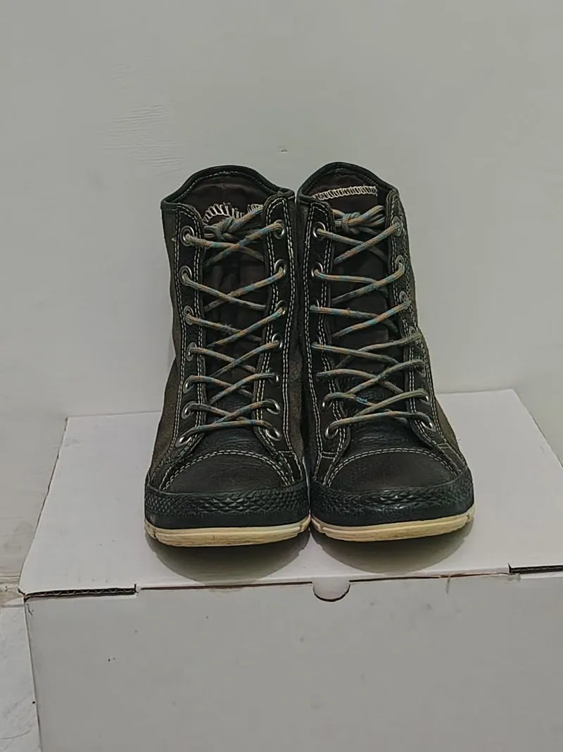 Converse Chuck Taylor Hi Top Outsider Boots in Charcoal photo 1
