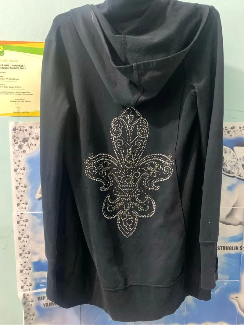 Fleur hoodie photo 1