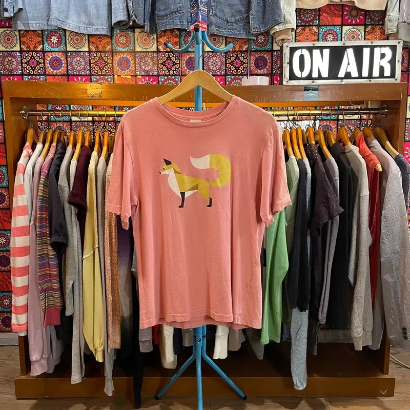 Pancoat Sierra Fox Pink Graphic T-Shirt photo 1