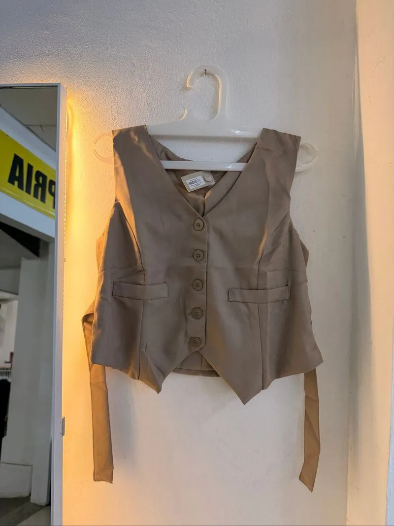 Vest Wanita Taupe Minimalist Tie Waist Korean Style photo 1