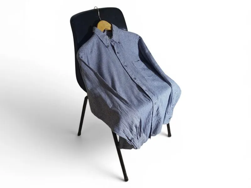 Uniqlo shirt photo 1