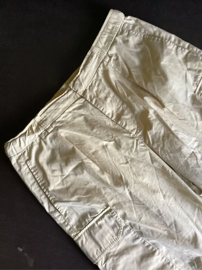 Unigl0 Cargo Pants Cream Oversize outdoor photo 1