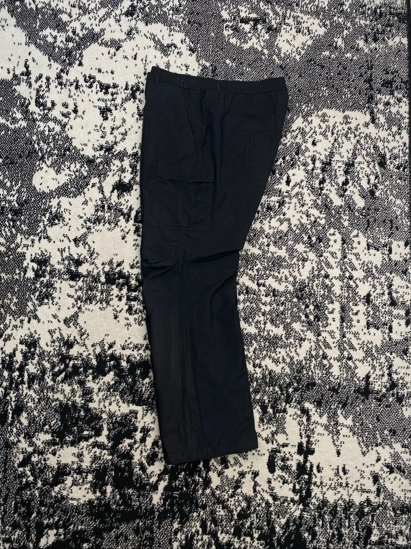 UNIQLO PARACHUTE PANTS photo 1