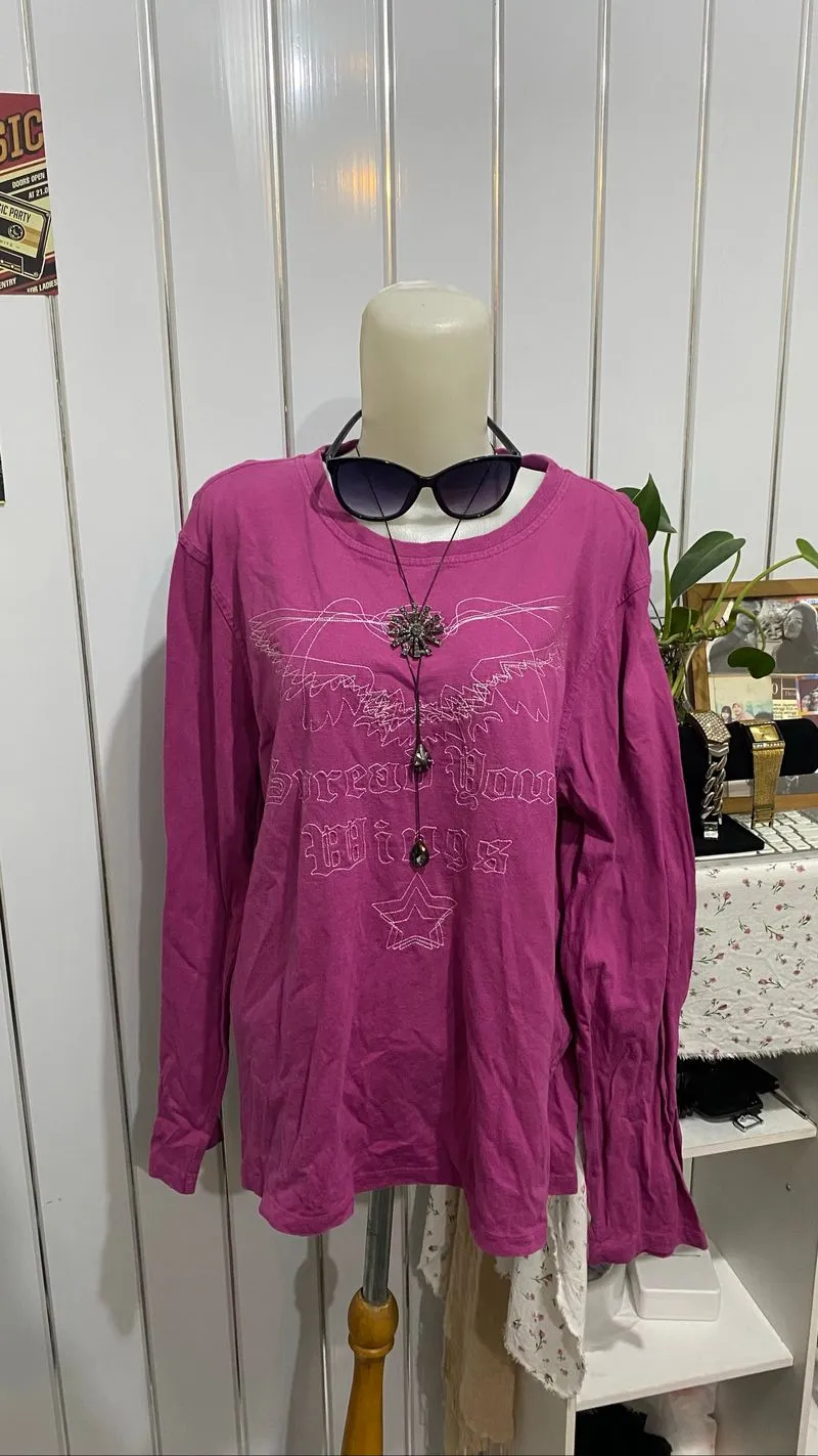 Vintage Magenta long-sleeve shirt photo 1