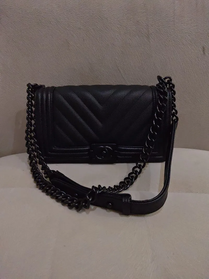 Chanel boy kw mirip ori photo 1