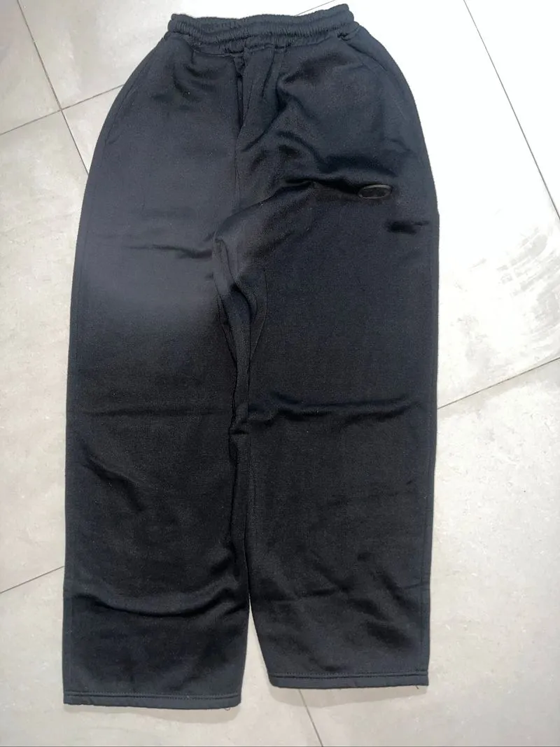 SweatPants Hitam photo 1
