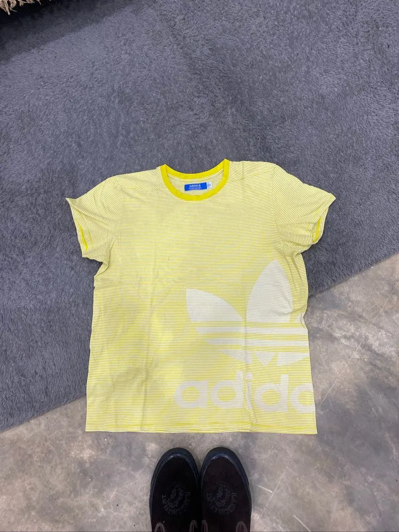 Adidas trefoil yellow photo 1