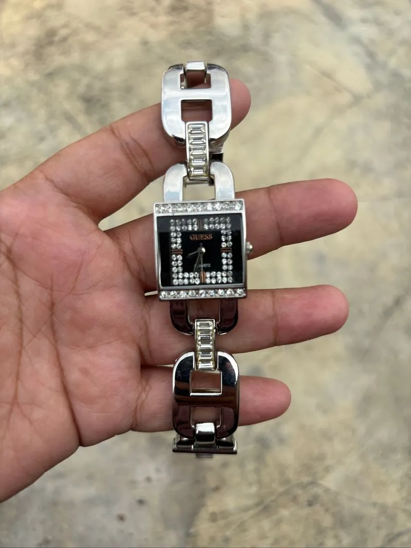 GUESS CHAIN DIAMOND LADIES WATCH photo 1