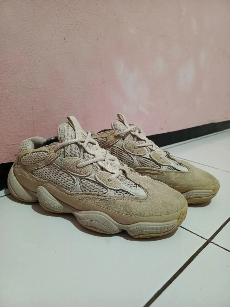 Adidas Yeezy 500 blush mens photo 1