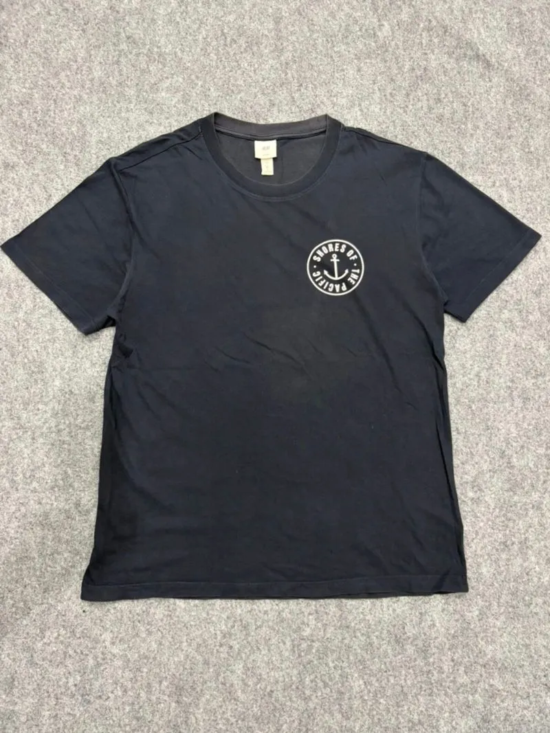 HnM Graphic Tee photo 1