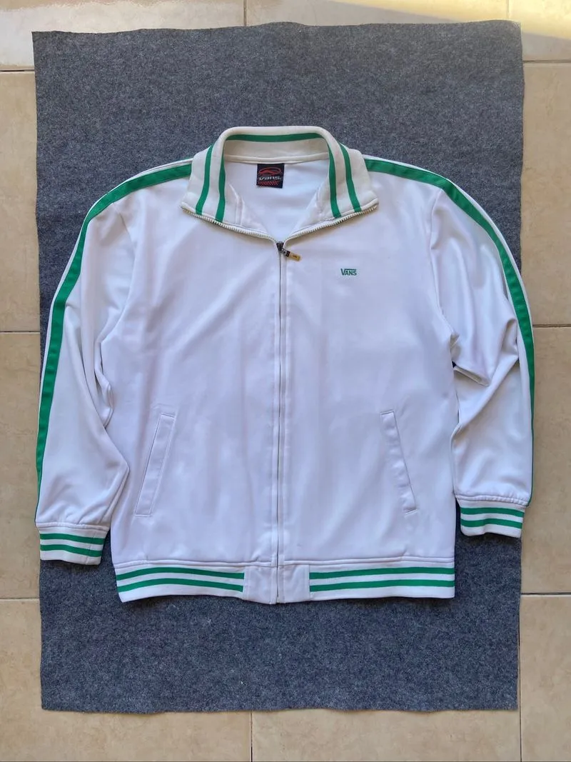Tracktop Vans photo 1