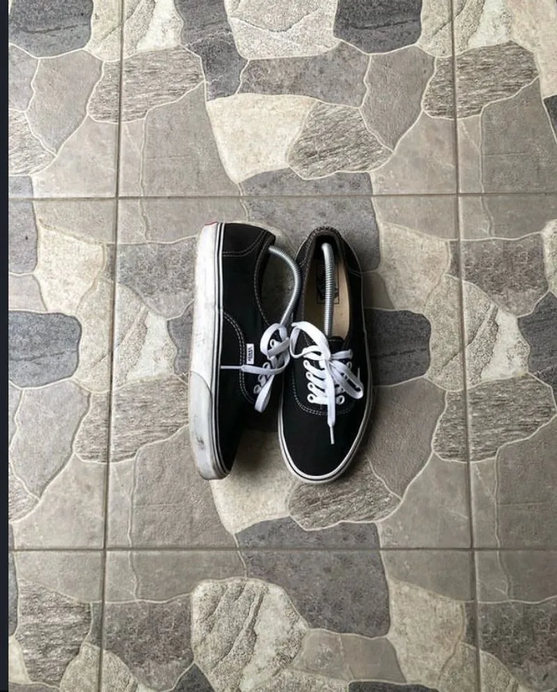 Vintage Skater Pria white black photo 1