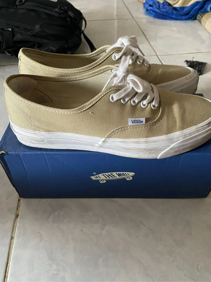 authentic lx 44 photo 1
