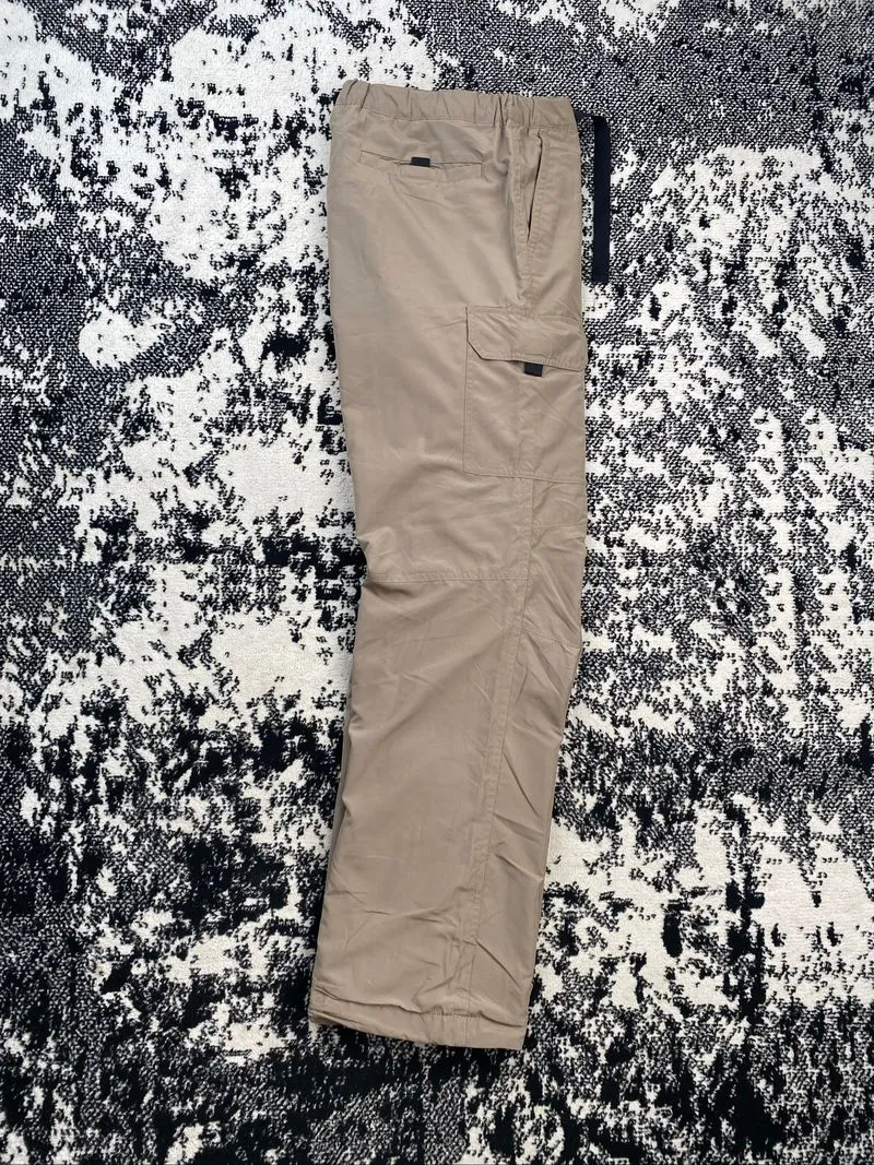 UNIQLO PARACHUTE PANTS photo 1