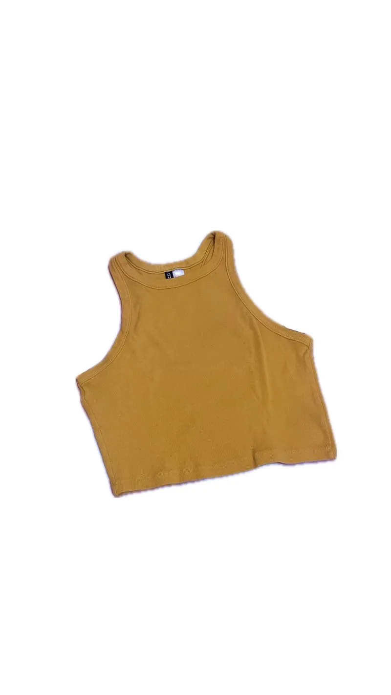 Divided Tanktop Crop Top photo 1