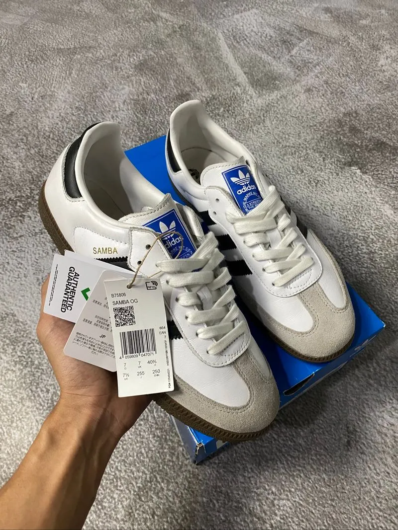 samba og white black photo 1