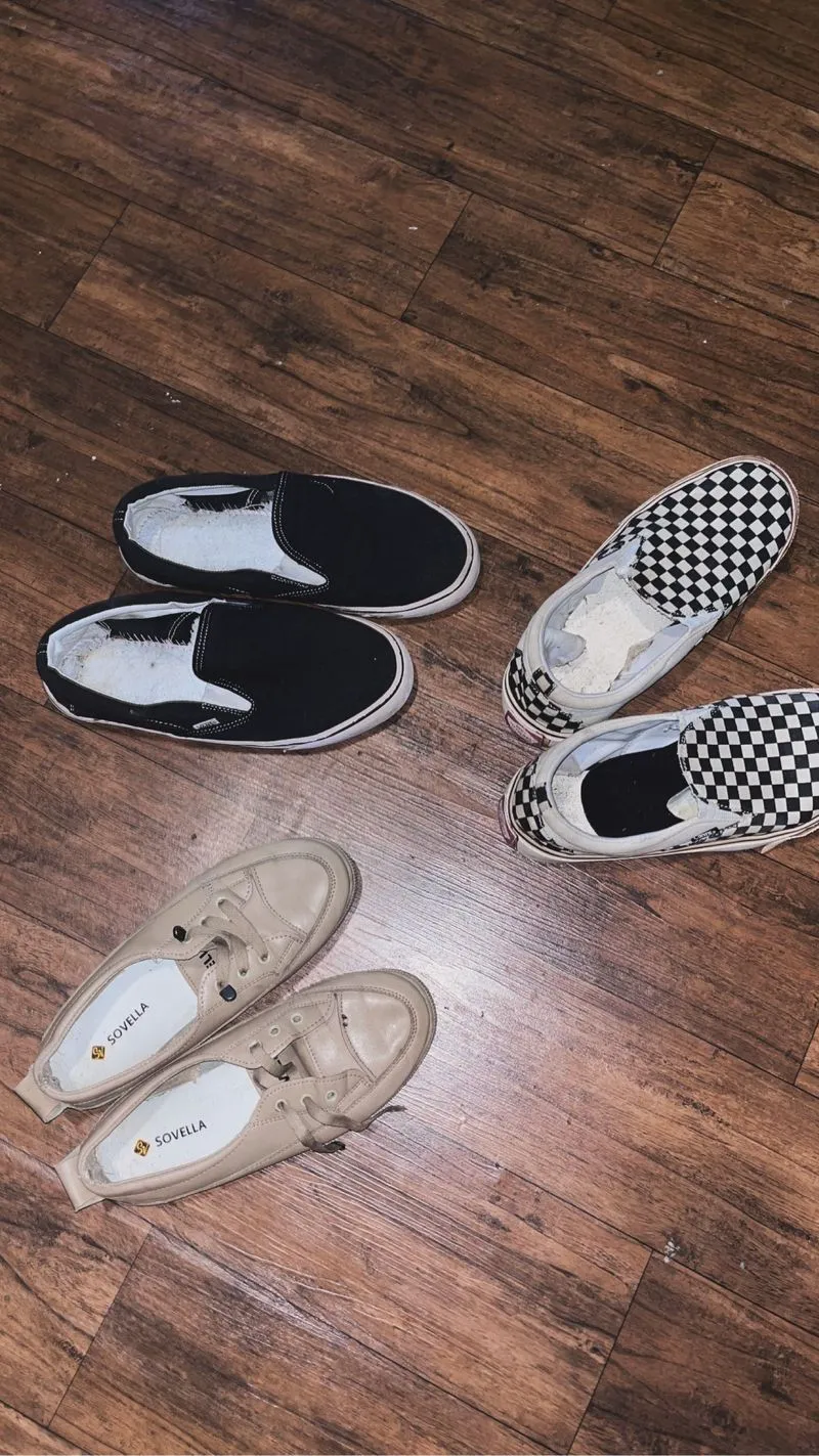 Sepatu slip on photo 1