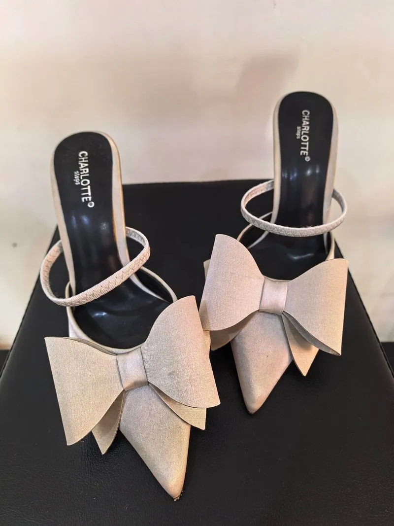 Silver ribbon heels photo 1