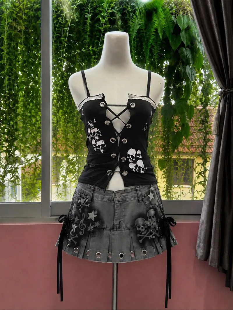 Goth tanktop photo 1