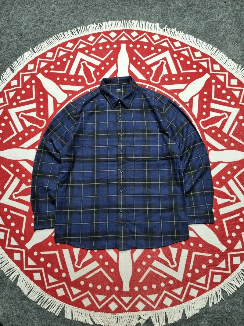 Uniqlo Kemeja Flannel Lengan panjang photo 1