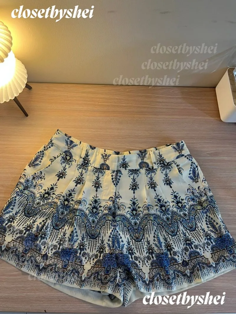 Forever New Shorts summer hot pants tribal batik photo 1