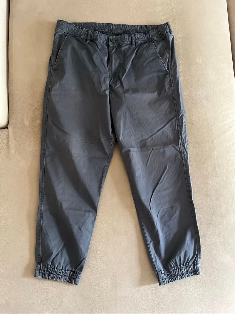 Celana Bahan Uniqlo Abu-Abu photo 1