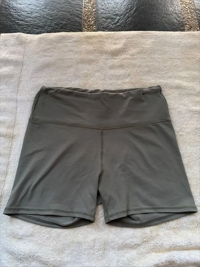 Short Pants Sport Cotton On Celana Pendek Legging Celpen photo 1