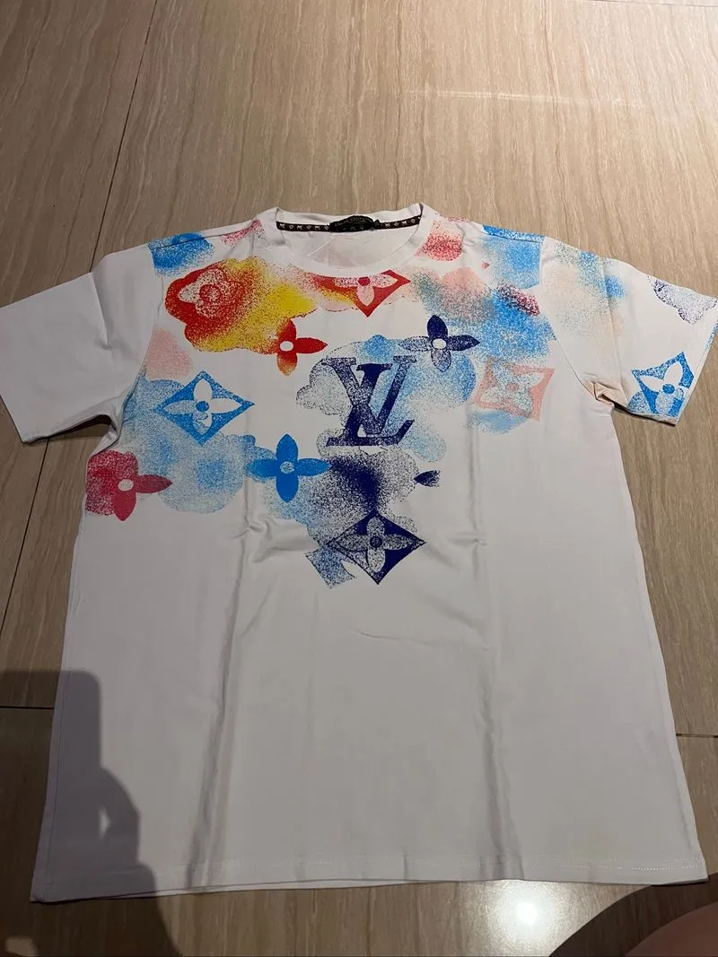 kaos LV bangkok photo 1