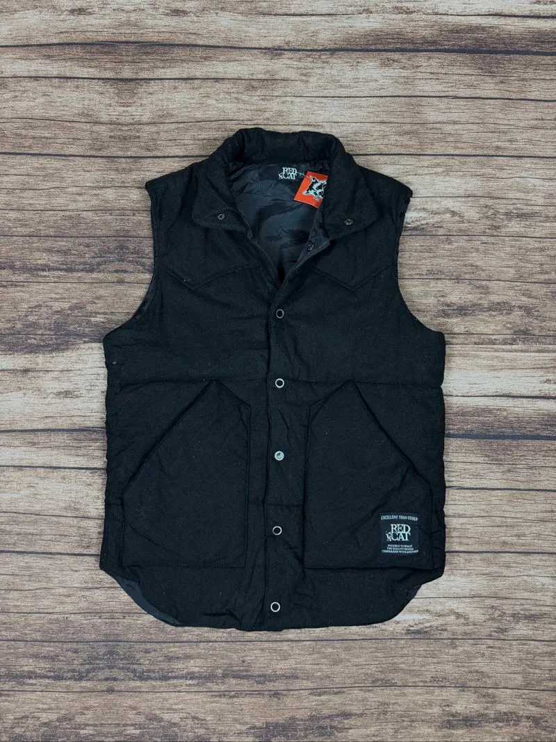 red cat puffer vest #APVS18 photo 1