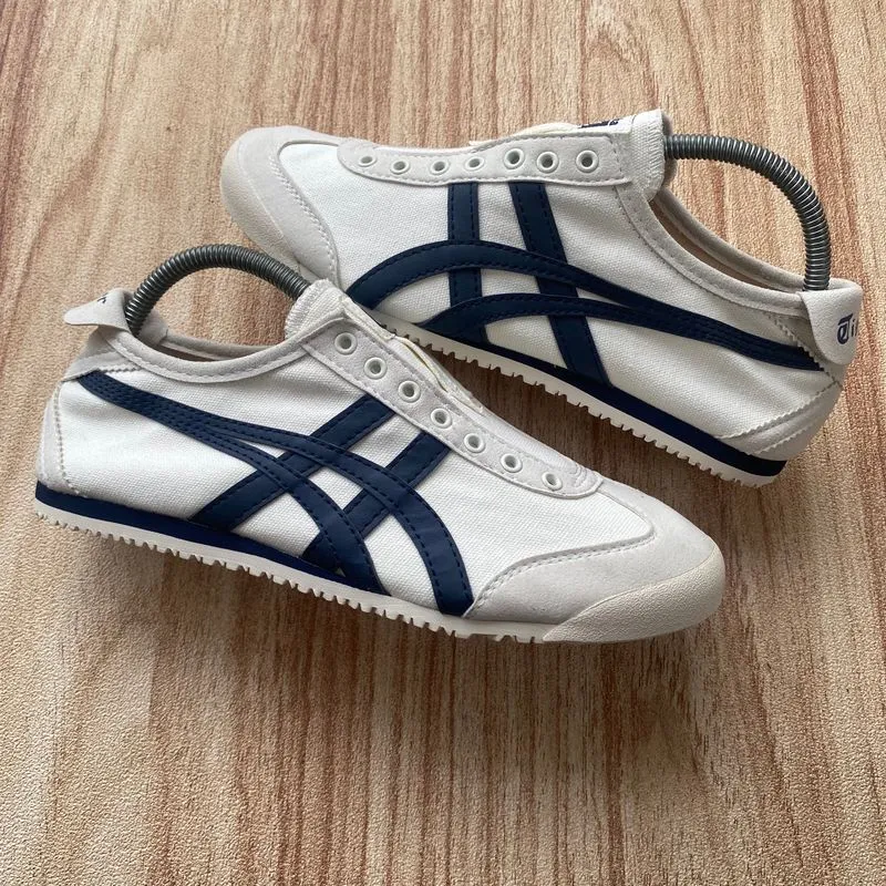 Onitsuka Tiger Casual Sneakers Pria white navy photo 1