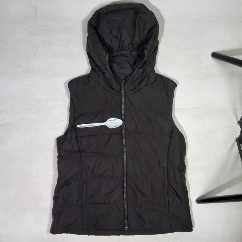 UNIQLO reversible vest rompi size fit ke M photo 1