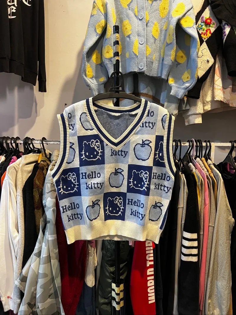Vest rajut hello kitty//rajut karakter photo 1