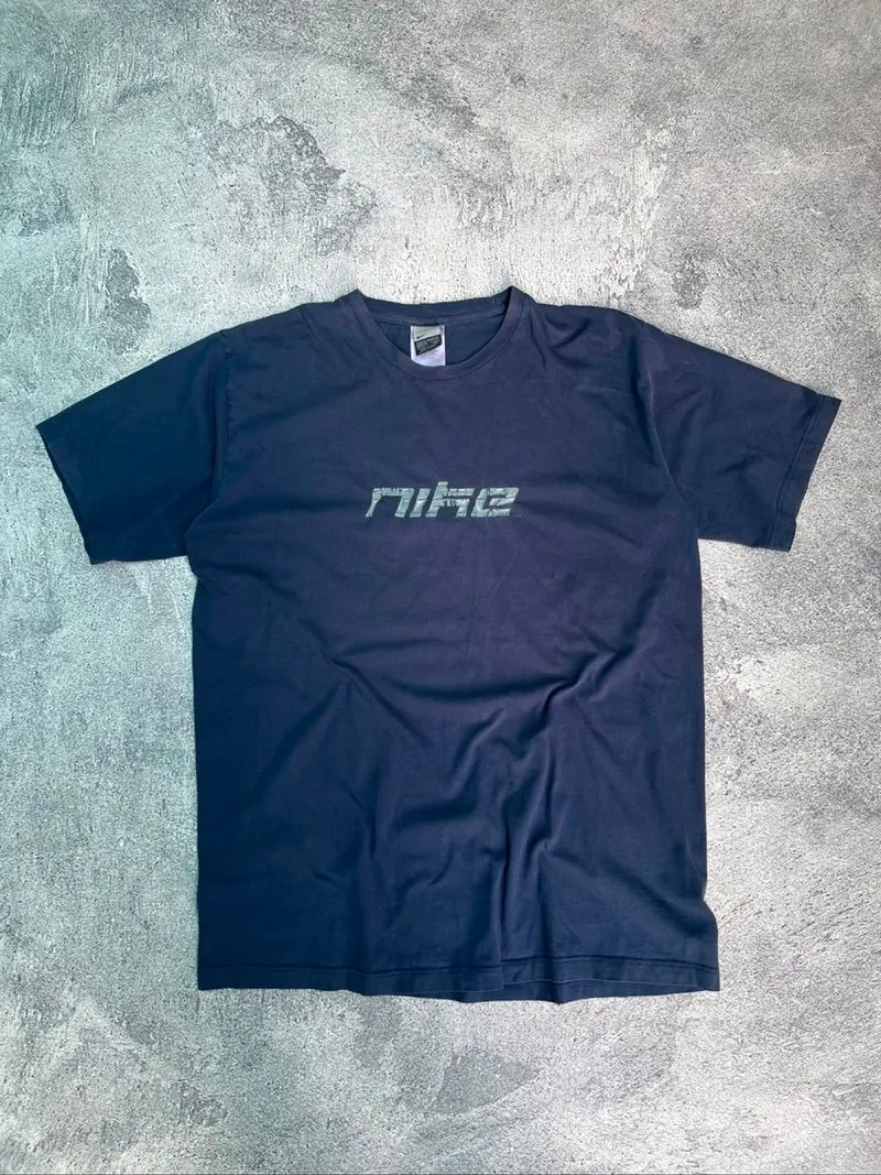 VINTAGE NIKE SILVER TAG CYBER FONT LOGO photo 1