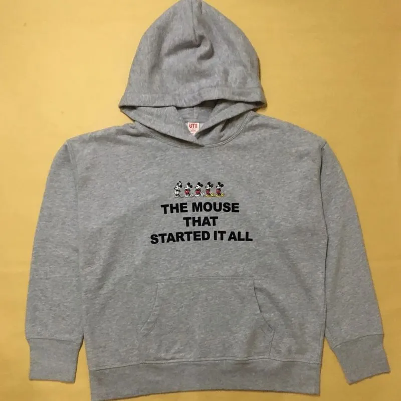 Uniqlo Casual Hoody Pria gray photo 1