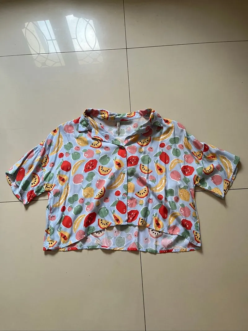 Colorbox fruit-patterned cropped blouse photo 1