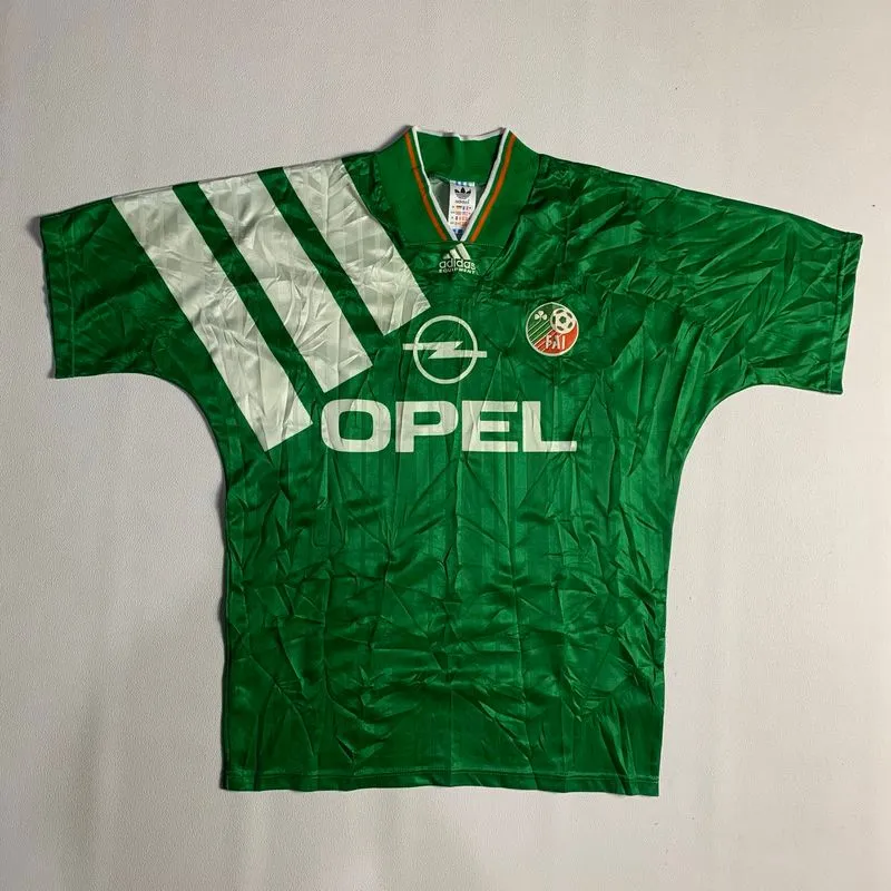 Ireland 1992-1994 Home Kit photo 1
