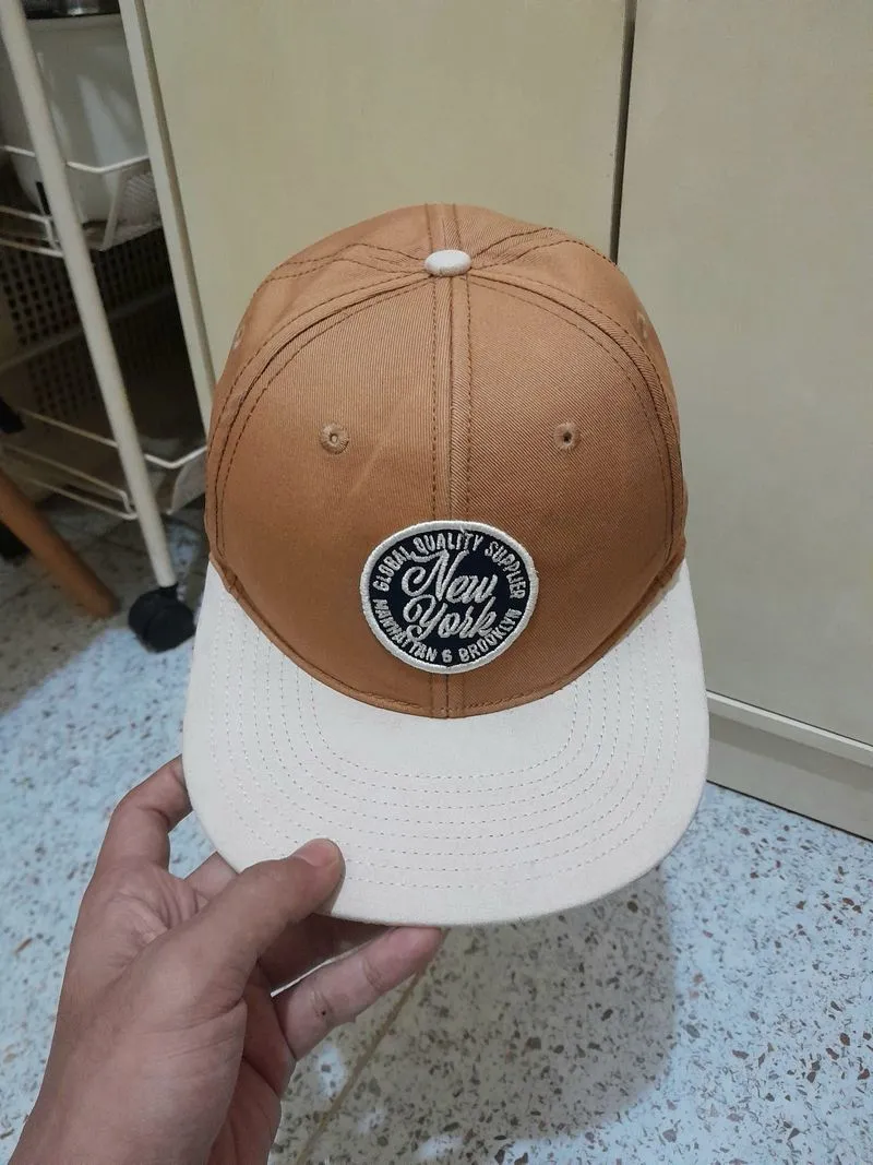 Topi H&M New York Brown photo 1