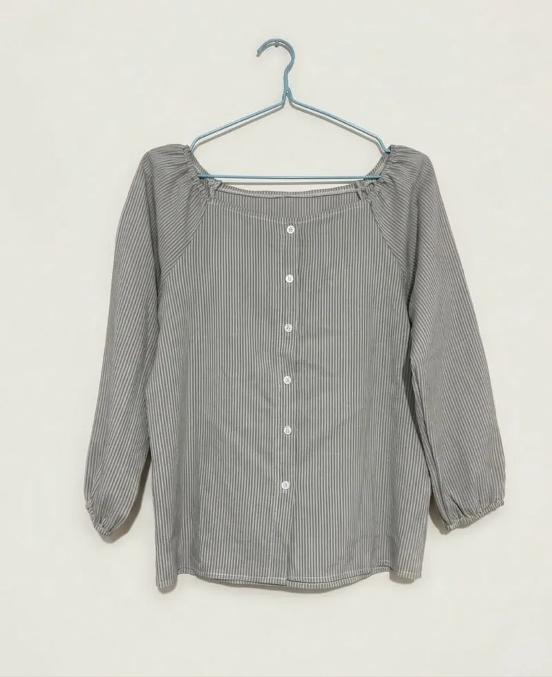 Grey Striped Blouse with Square Neck Preloved || Atasan Keme photo 1