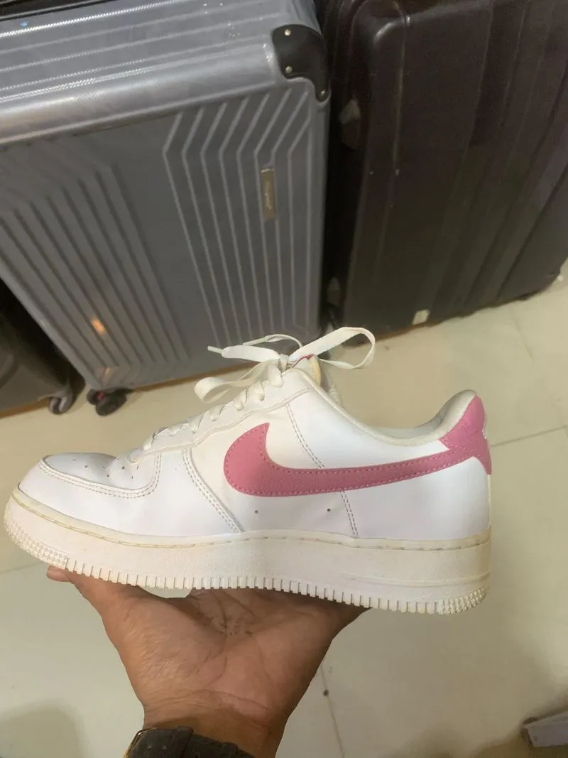 Nike Casual Sneakers Wanita white pink photo 1
